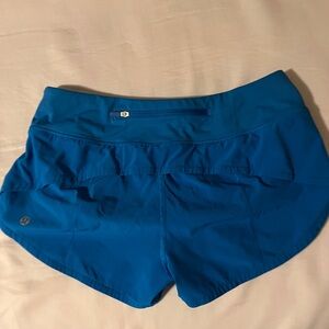 Lululemon Speed Up Low Rise 2.5  Women's Blue Shorts
